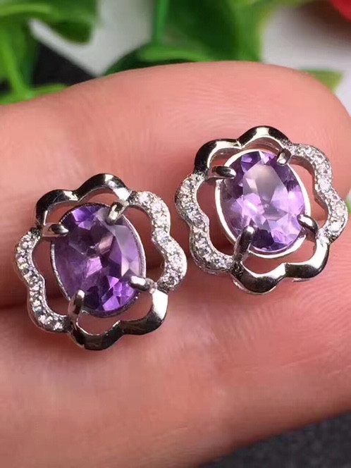 s925银镶天然紫水晶耳钉