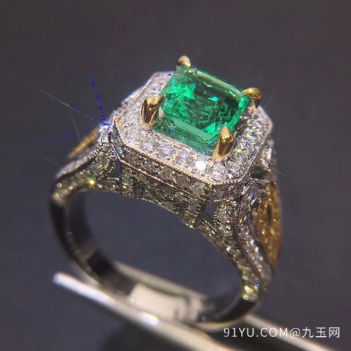 宝石与钻石的交相辉映 祖母绿戒指
