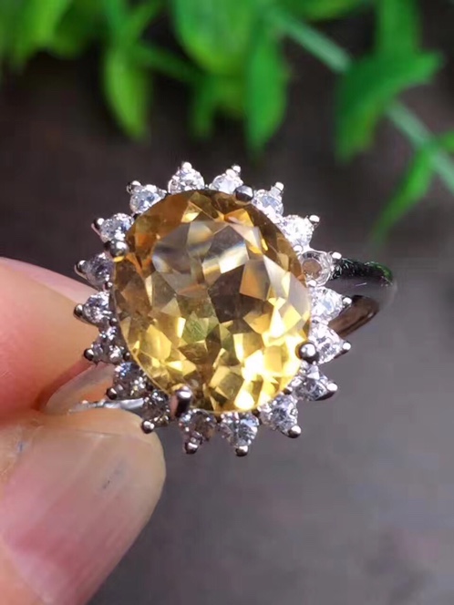 黄水晶戒指
