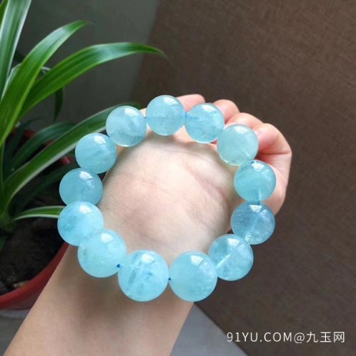 天然海蓝宝单圈手链 颜色漂亮 珠子直径约16.2M