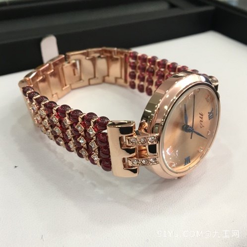 新款石榴石品牌手表 表链采用顶级玻璃体3.8m