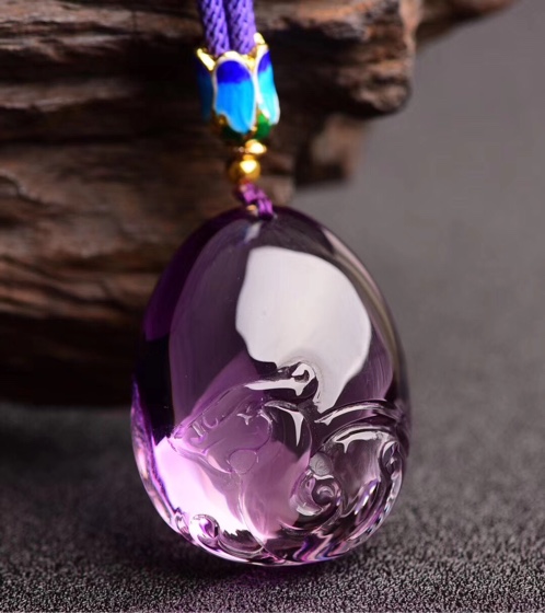 绝美纯天然巴西紫水晶龙吊坠 晶体通透