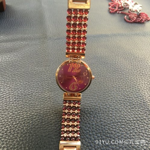 新款石榴石品牌手表 表链采用顶级玻璃体