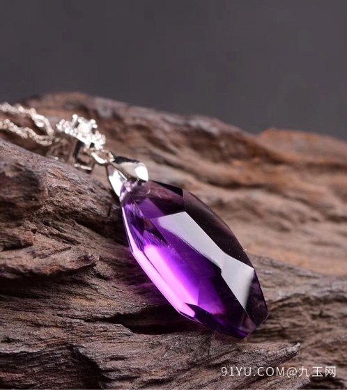 天然巴西紫水晶刻面随型吊坠 纯紫罗兰色