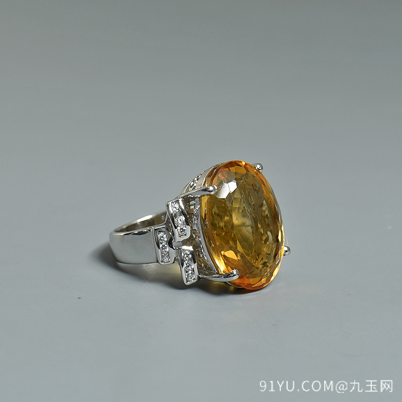 银镶锆石黄水晶戒指