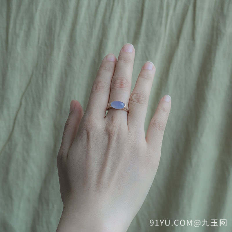 18K糯冰种浅紫色翡翠戒指