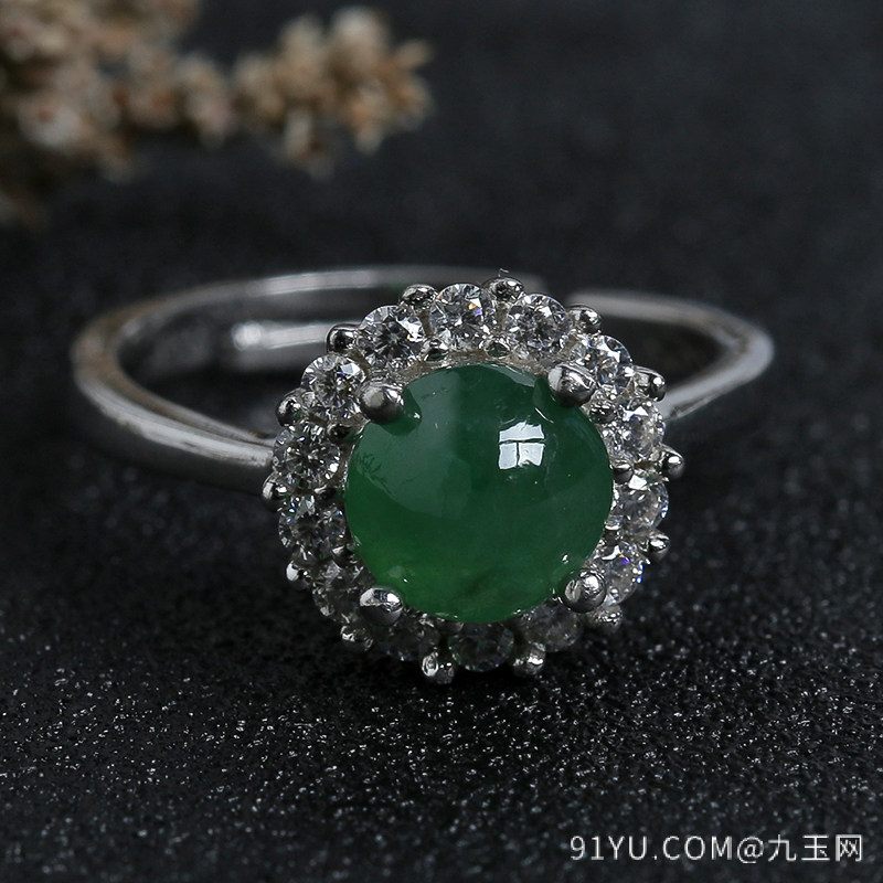 银镶冰种绿色翡翠戒指