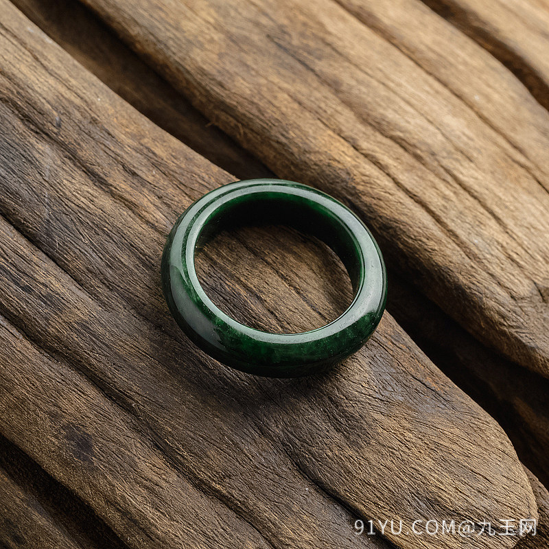 糯种墨绿翡翠指环