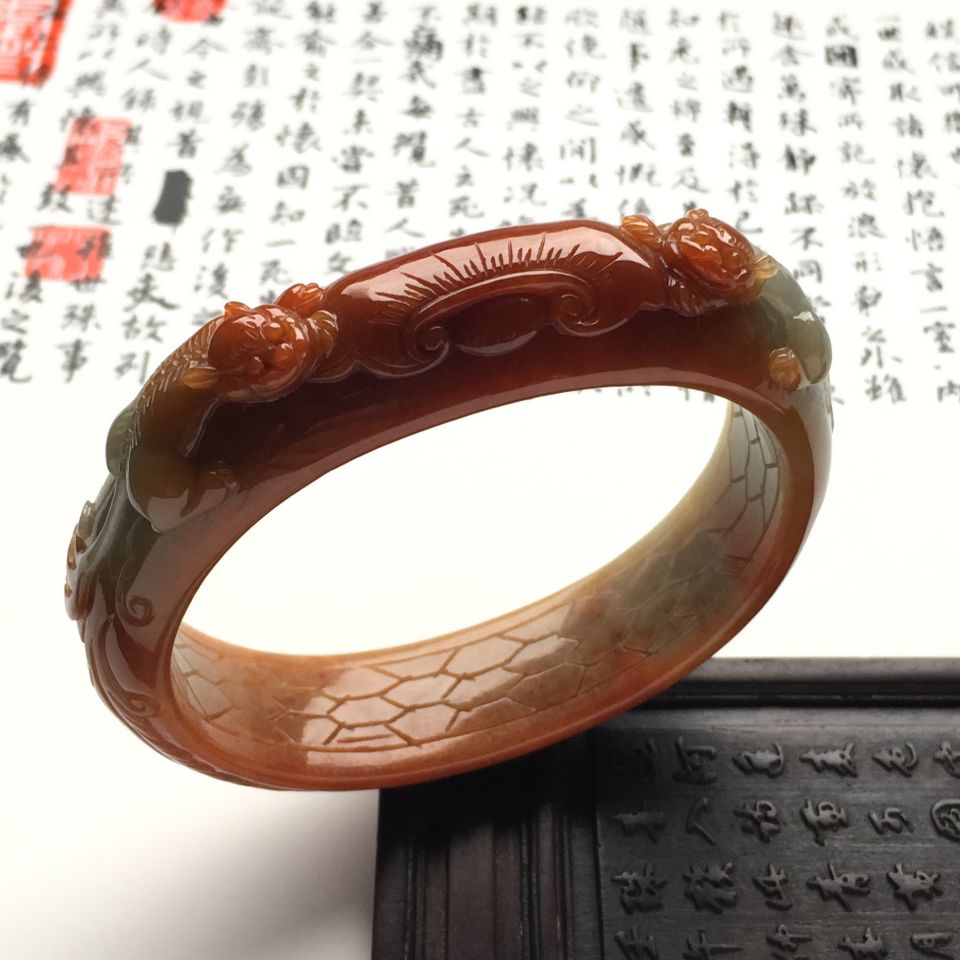 糯冰种褐红翡欢喜如意贵妃镯(58.8-48.3mm)