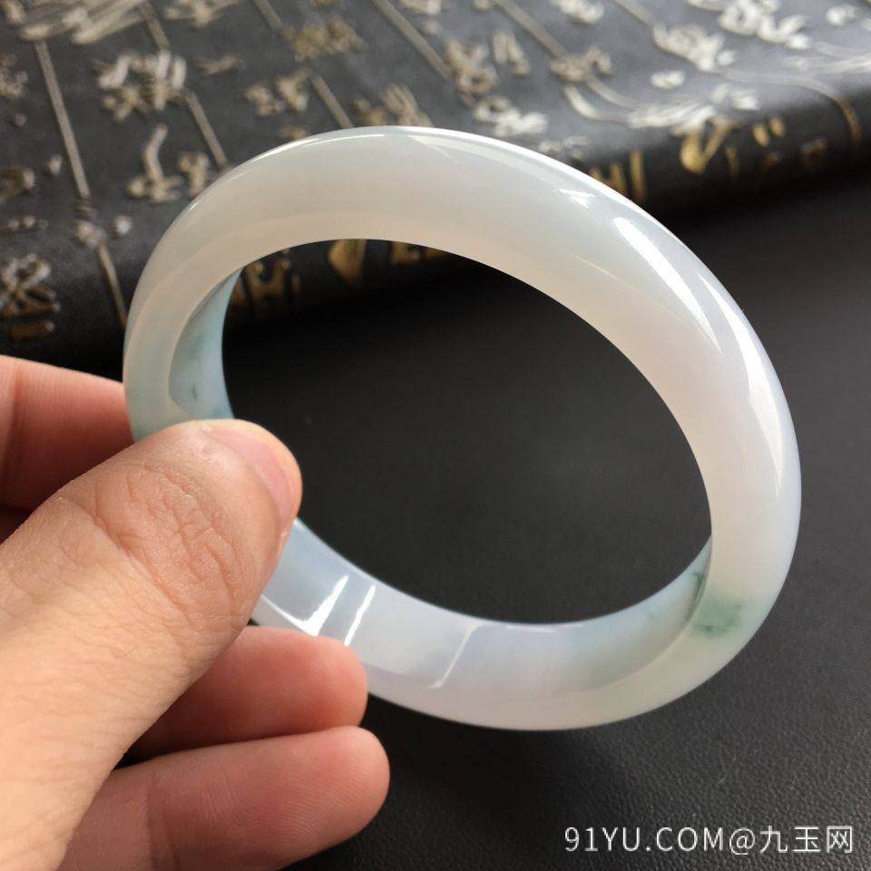 糯冰种飘花手镯手镯(55mm)