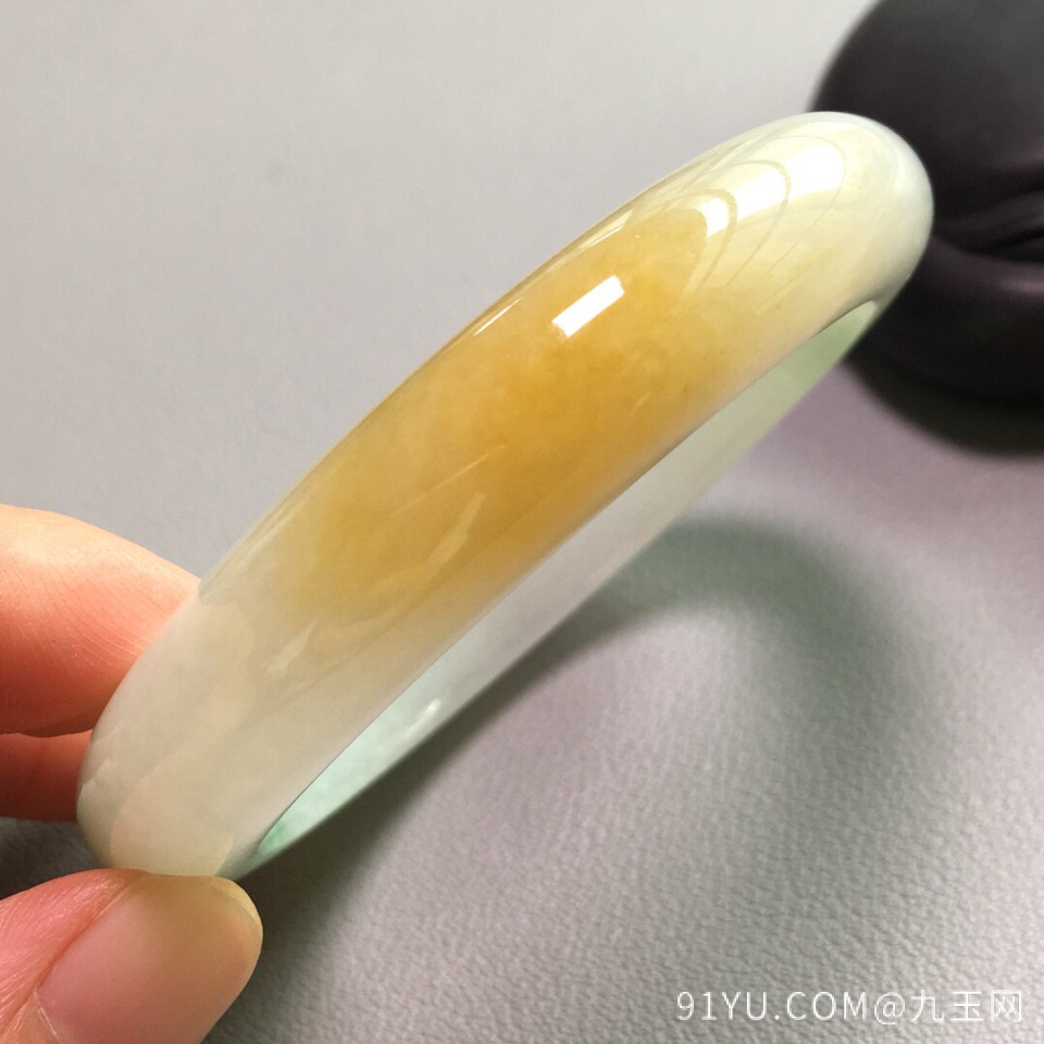 糯冰种黄加绿手镯(53.5mm)翡翠