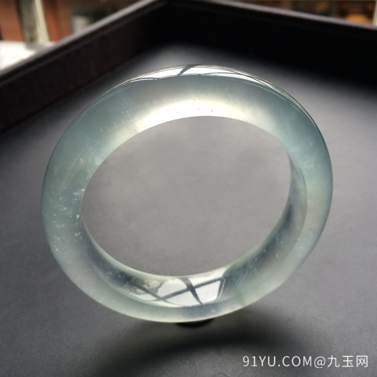 玻璃种强莹光淡晴水手镯(59.3mm)