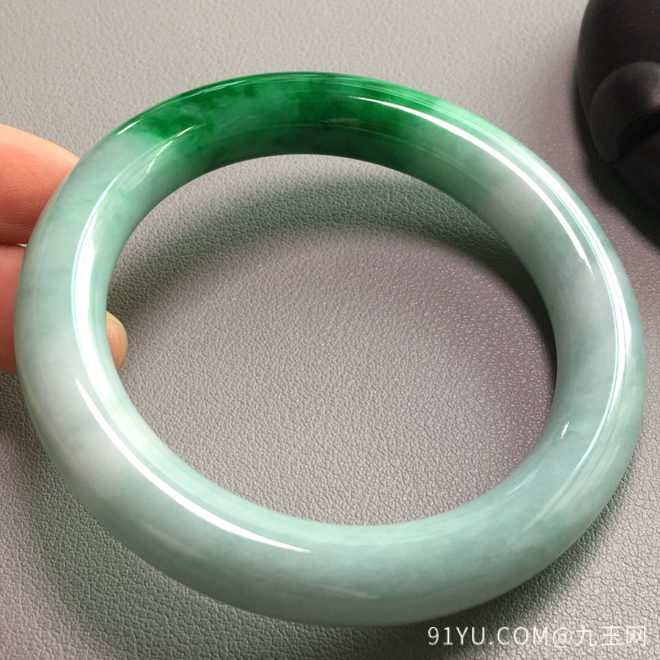 细糯种浓绿圆条手镯(59mm)翡翠
