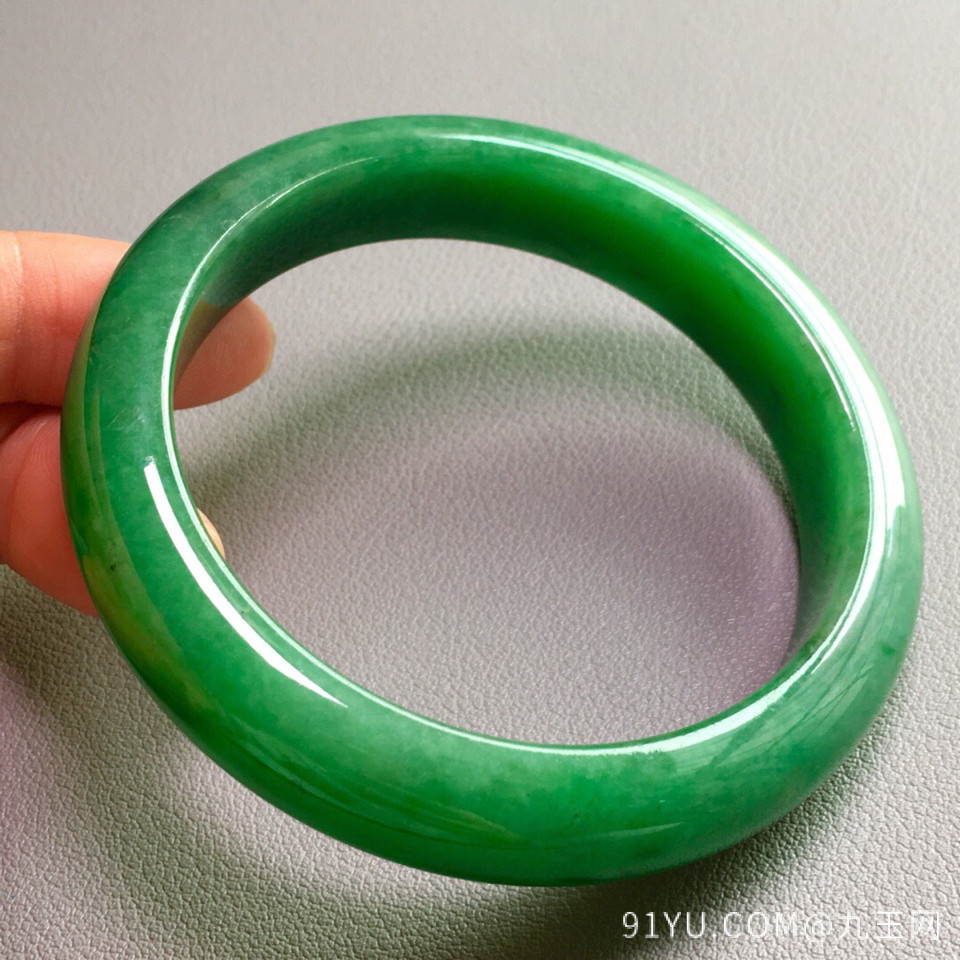 冰种苹果绿手镯(59mm)翡翠