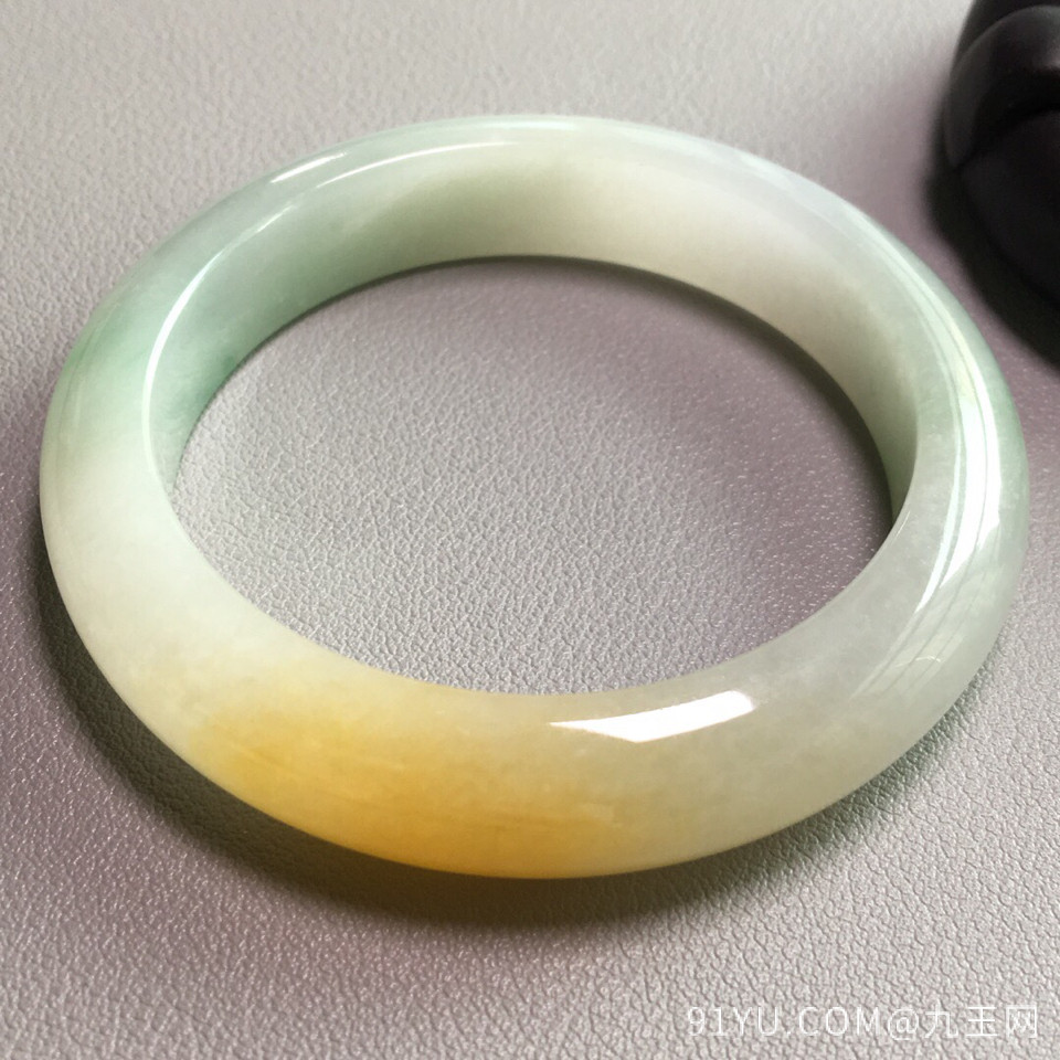 糯冰种黄加绿手镯(53.5mm)翡翠
