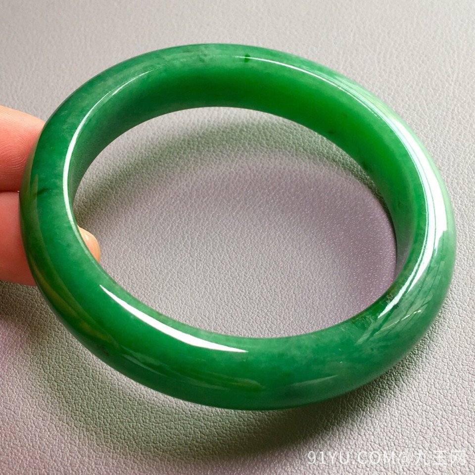 冰种苹果绿手镯(59mm)翡翠