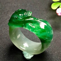 冰种飘绿貔貅翡翠戒指