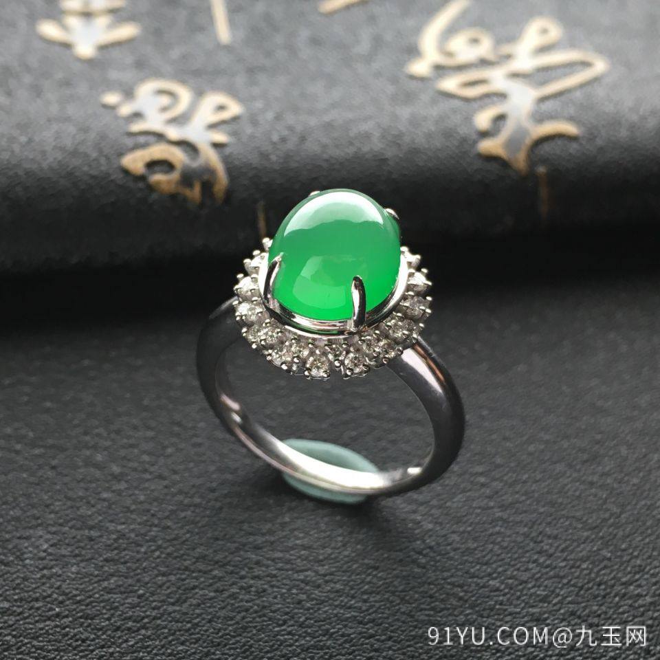 绿晴水冰种翡翠戒指镶白金钻石