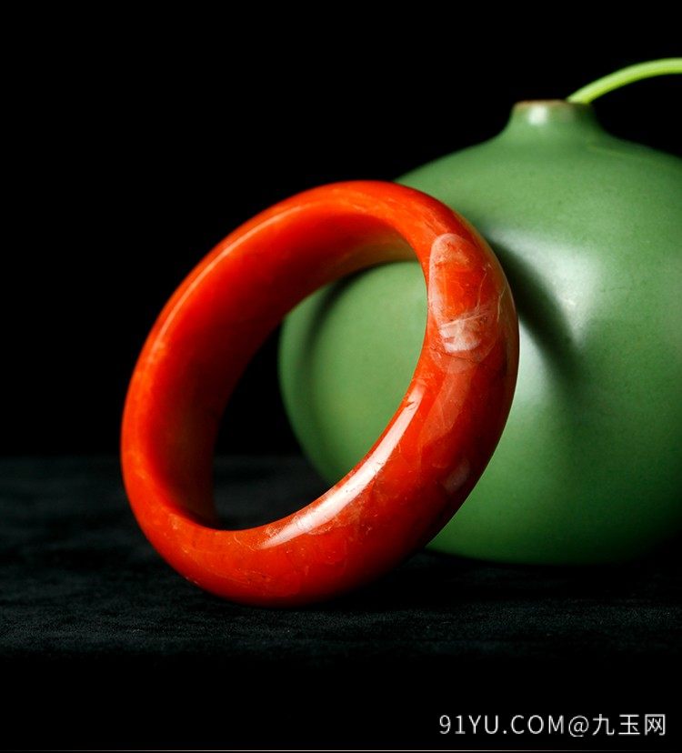 天然保山南红柿子红玛瑙手镯 圈口55.5mm