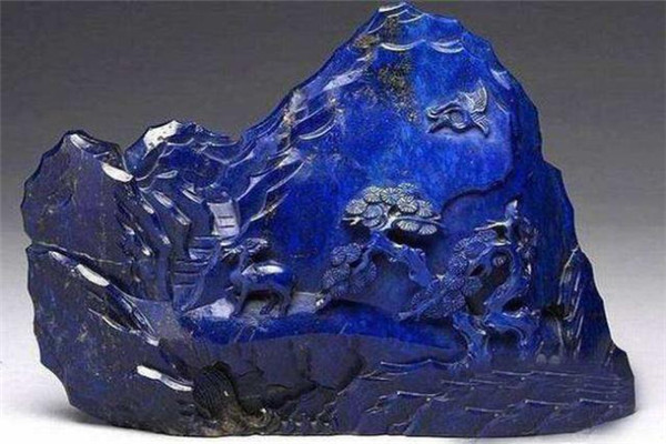 最常见的蓝色石头图片