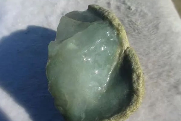 江西冰种翡翠原石价格 冰种翡翠原石很贵吗？