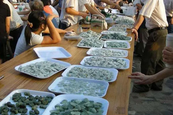 苏州翡翠原石市场在哪里 苏州去哪里买翡翠原石
