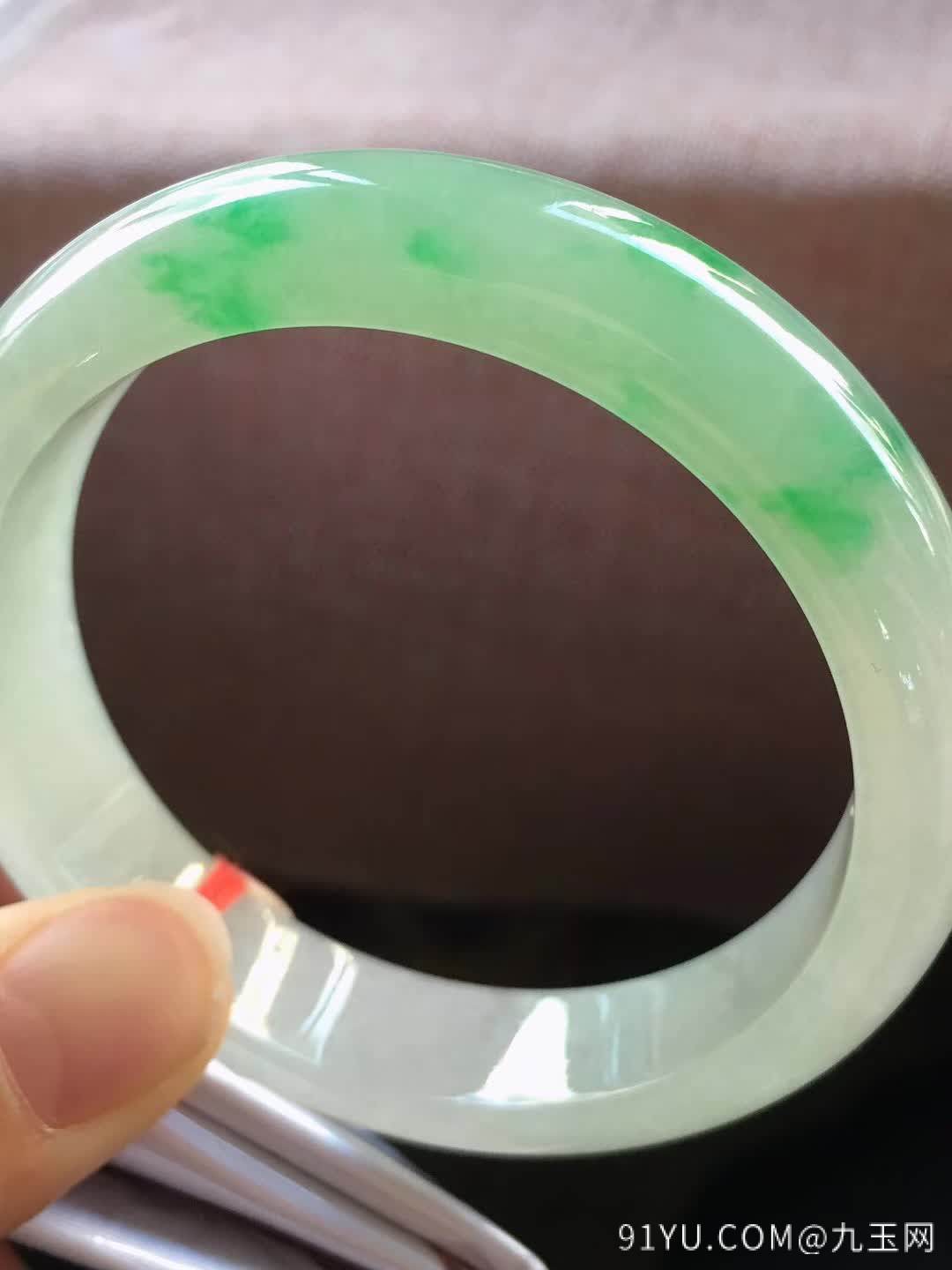 冰飘绿正圈翡翠手镯，完美，种老水足，色阳，尺寸59.5/13.5/8mm