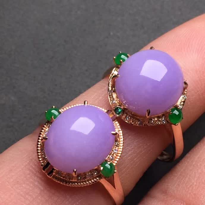 新品/个紫罗兰蛋面戒指18K金伴钻石镶嵌A货翡翠，种好色辣，时尚大方，完美无瑕����