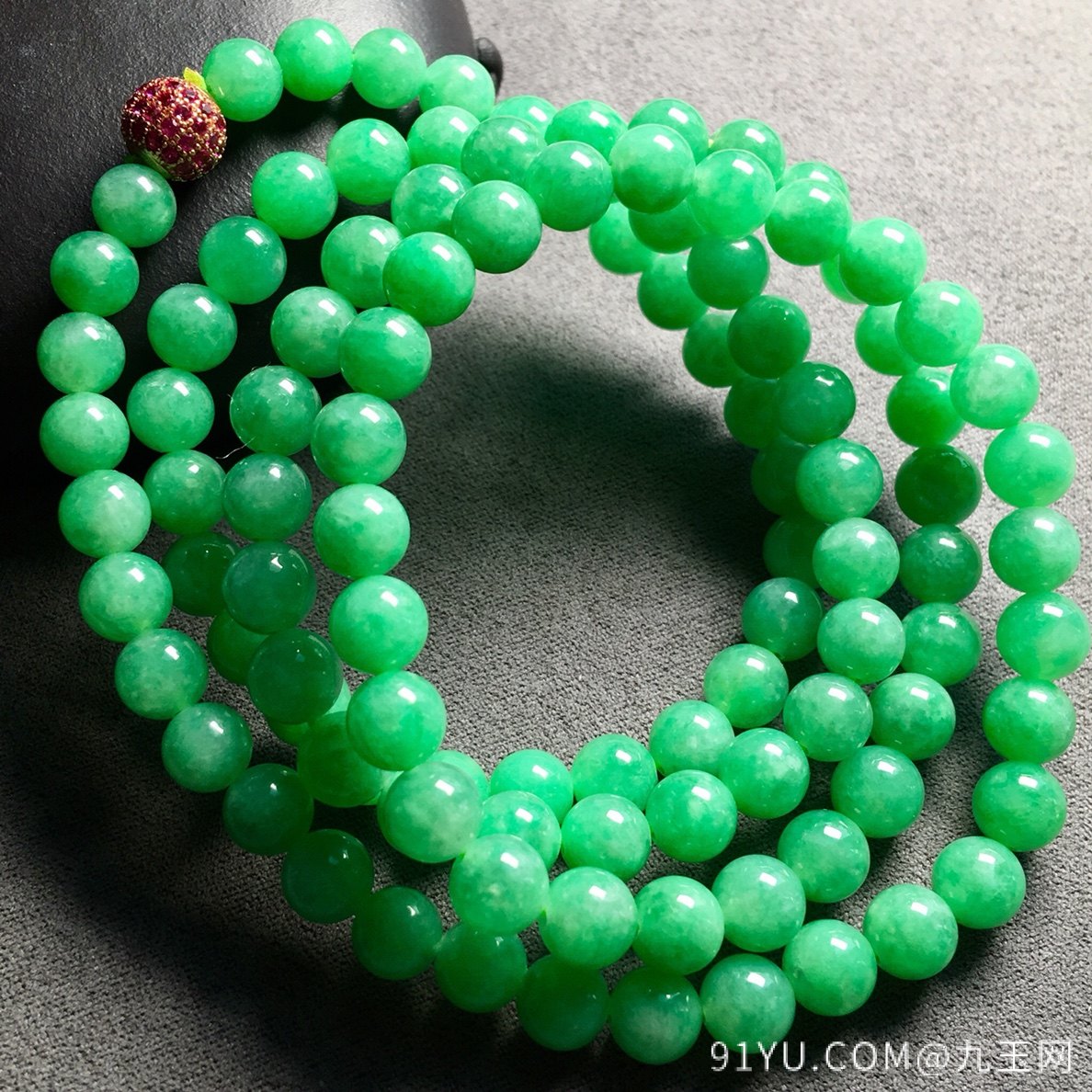 冰种阳绿大珠珠珠链手链两用，珠圆玉润，超级大气，裸石：6.7mm。颗