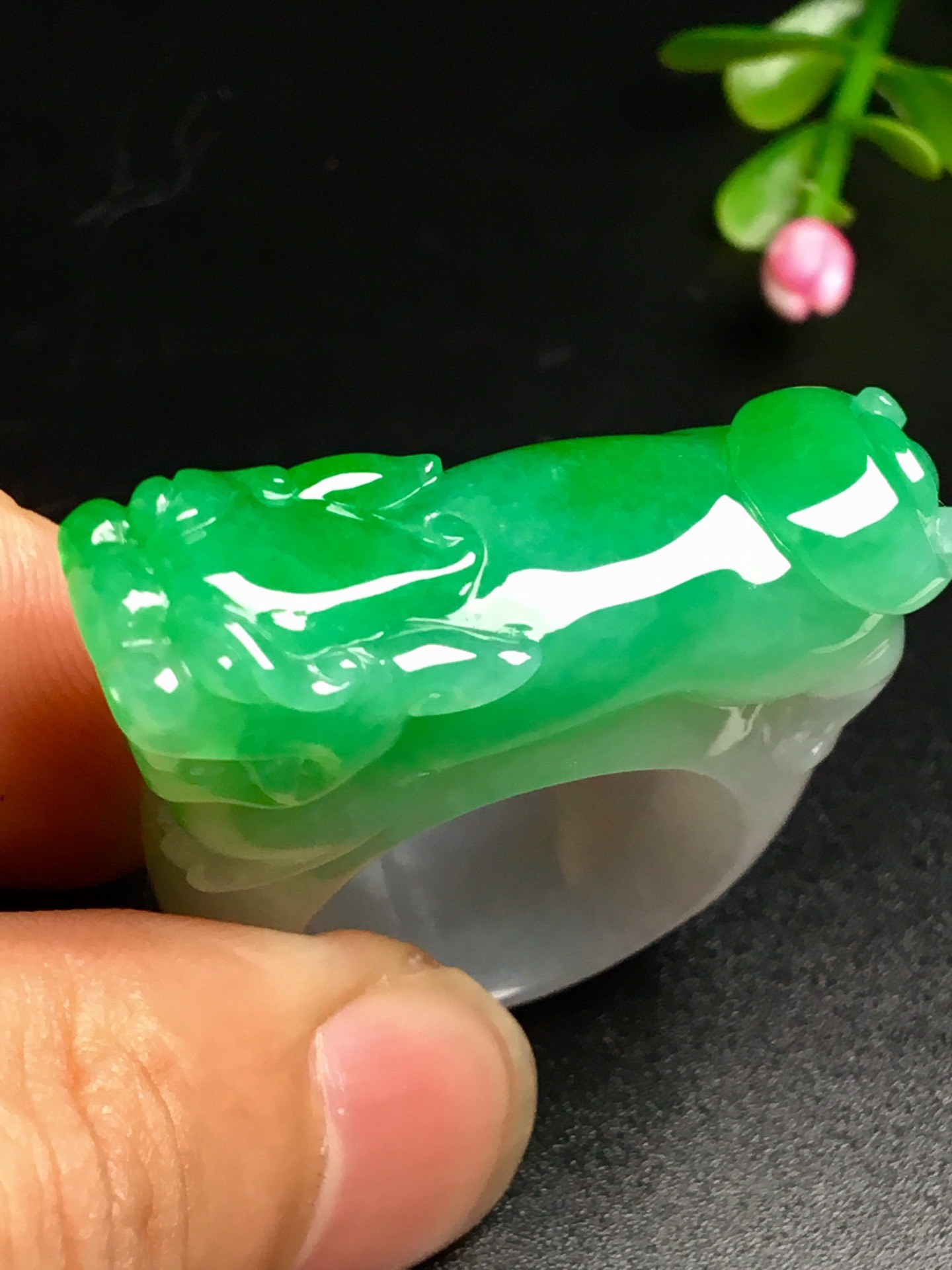 冰陽綠貔貅戒指，內圈19.5，裸石尺寸36-12-10.5