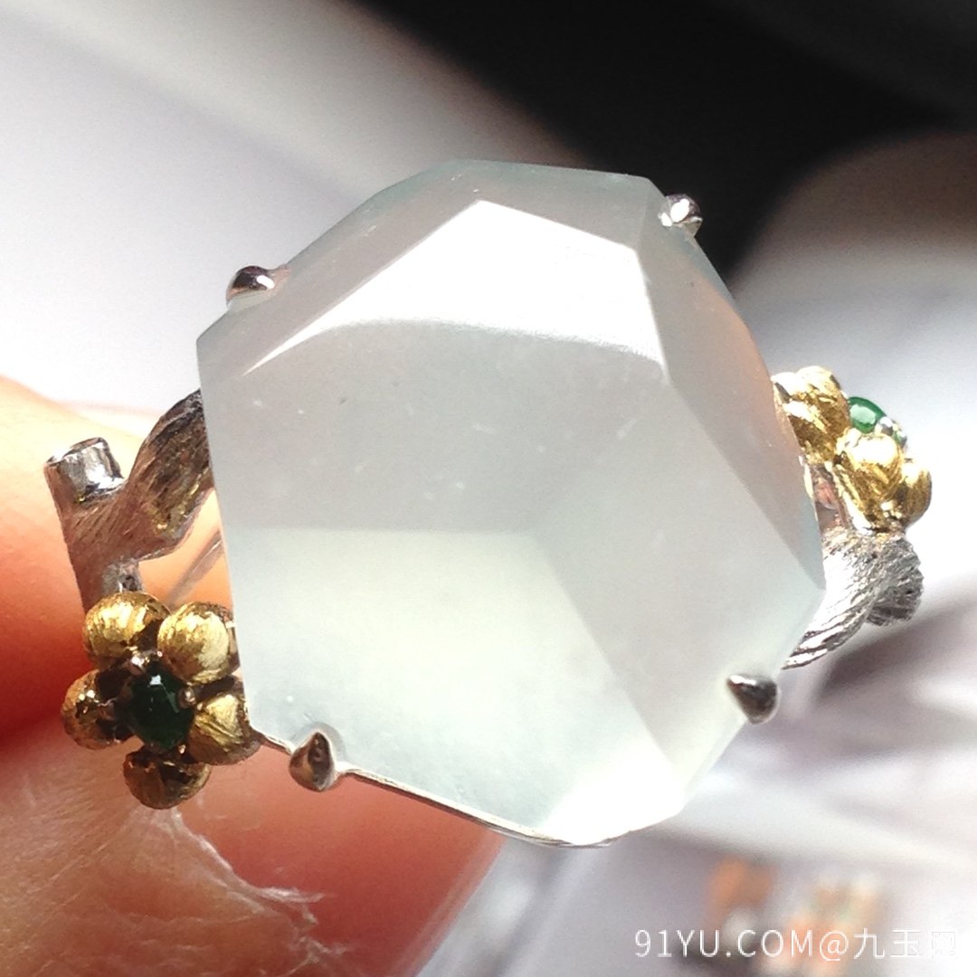 【高冰戒指】钻石面切功，特惠别大气的大钻石，冰透水润，干净细腻，实物更冰透，大件饱满，完美，18k金奢华钻石镶嵌