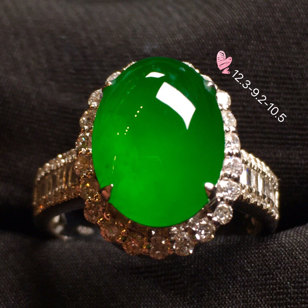 【女戒指，冰正阳绿】水润通透，玉质细腻，完美无暇，18k金奢华钻石镶嵌☕