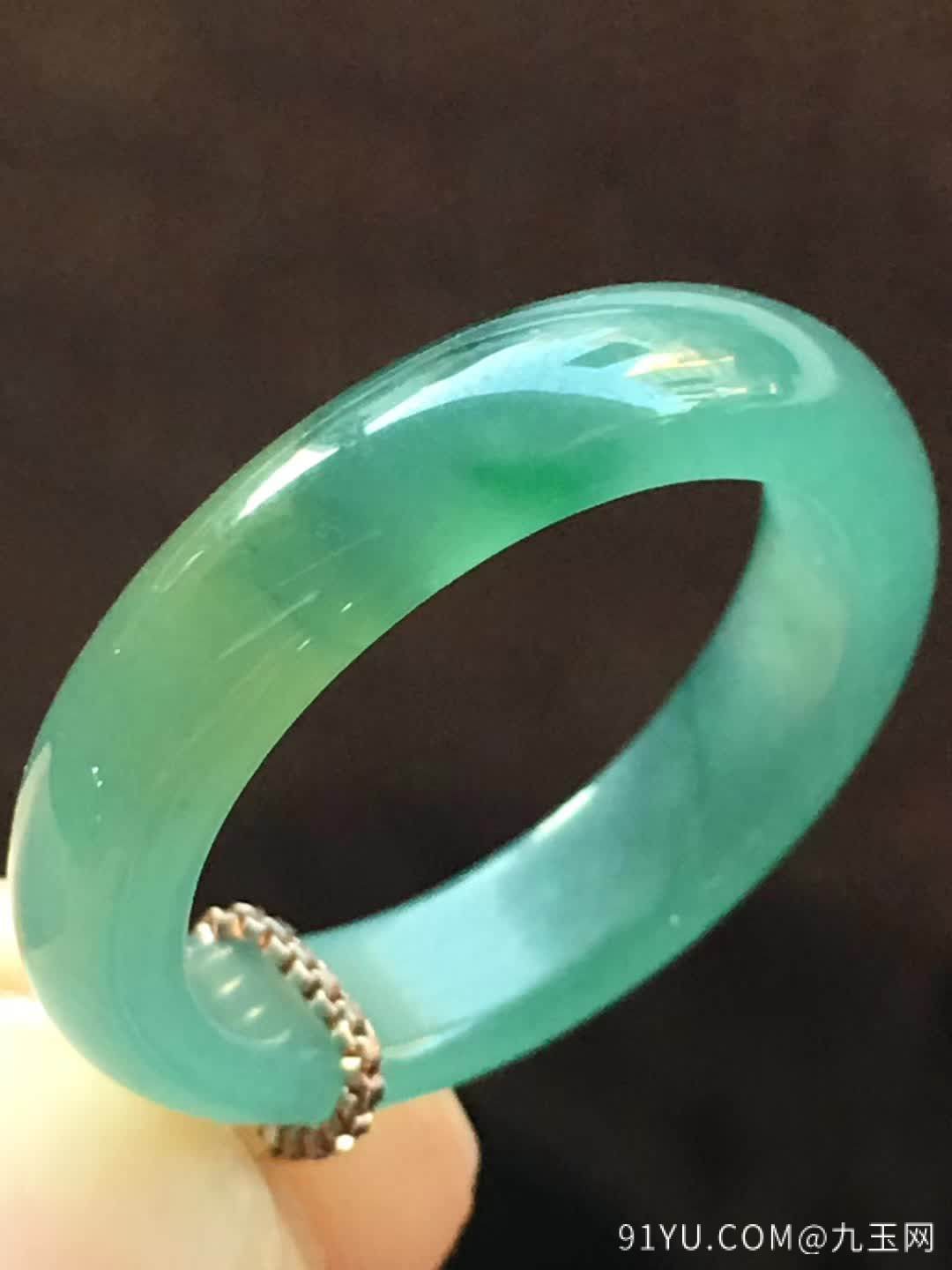  冰蓝水飘黄翡飘色戒指指环，尺寸18/4.8/3.3。水润 细腻 完美 靓丽q