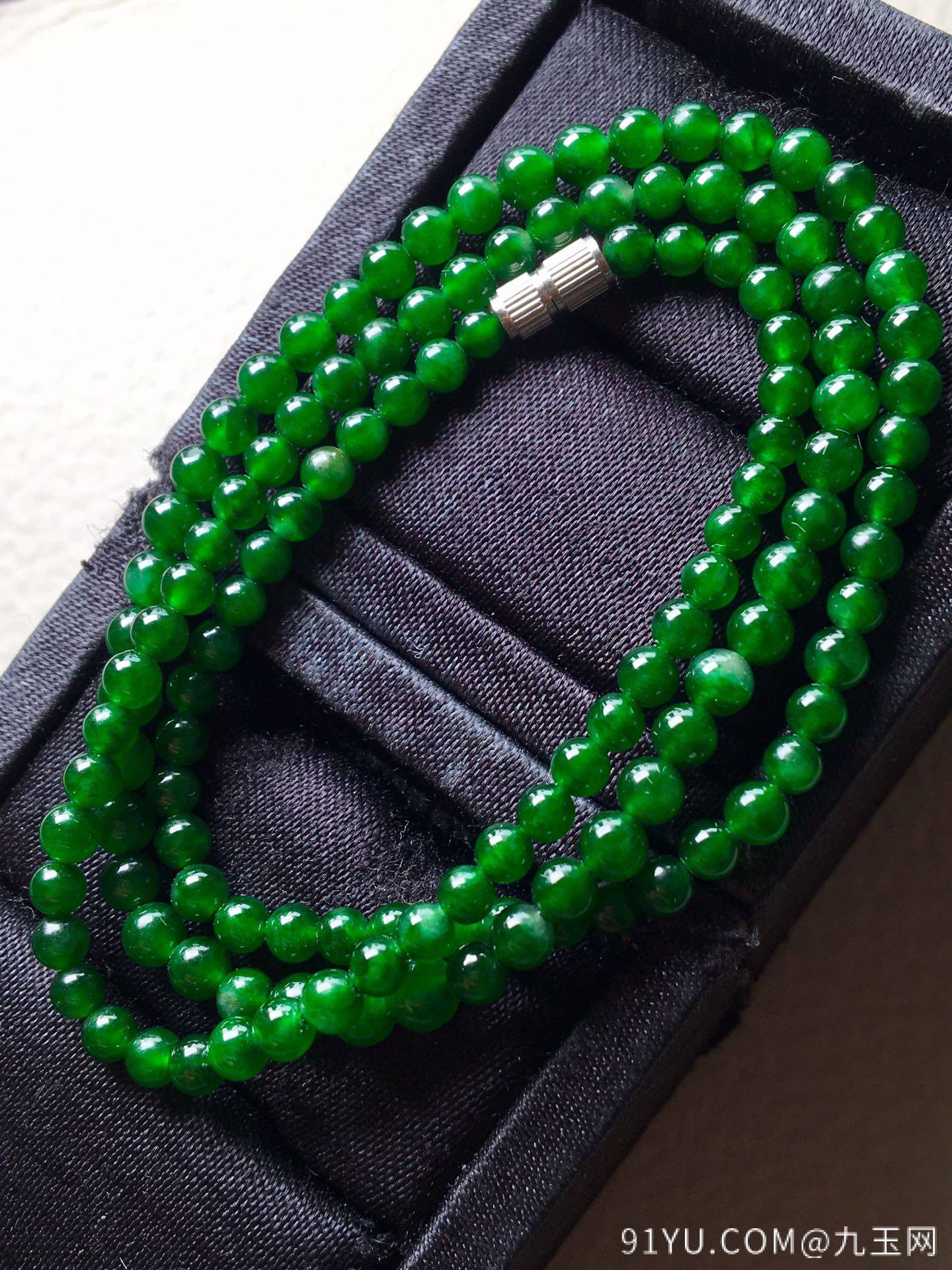 ❤。极品高冰种帝王绿珠珠项链手链两用，珠圆玉润，翠色盈盈，很通透，收藏级，直径：3.6，颗