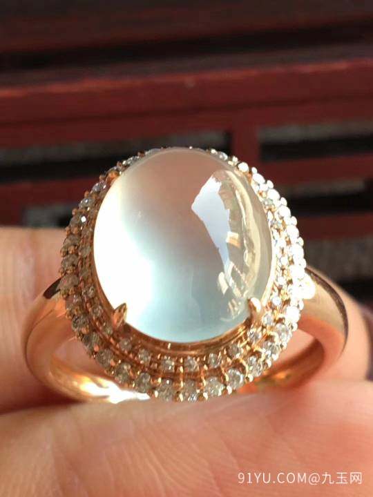金镶玉玻璃种戒指，猫眼效应极强，种老纯净，，裸石11.5·9.5·9.5mm（含金厚����