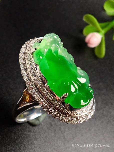 冰阳绿貔貅戒指，色阳，种老，戒指内圈17.5裸石尺寸22.5-11-5