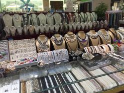 上海浦东珍珠市场-小芳珠宝